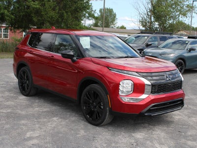 2026 Mitsubishi Outlander LE