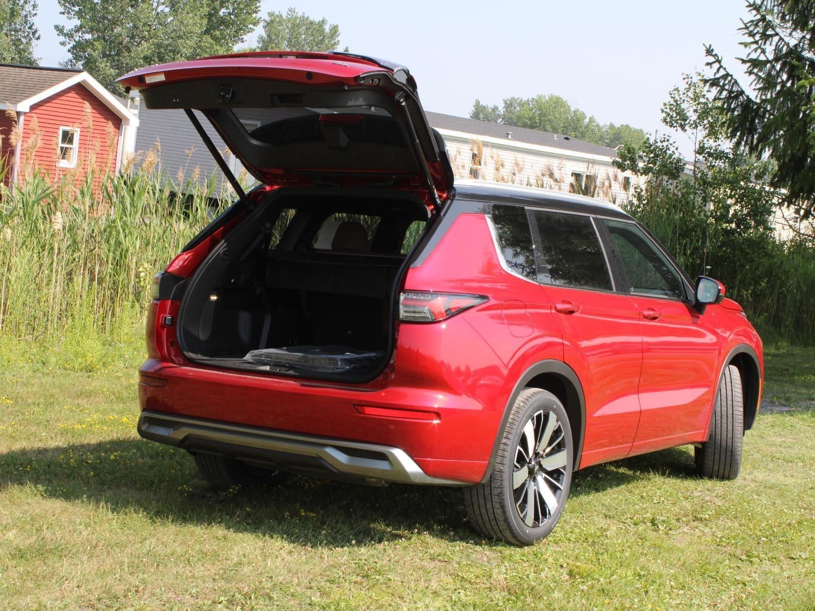 2025 Mitsubishi Outlander SEL