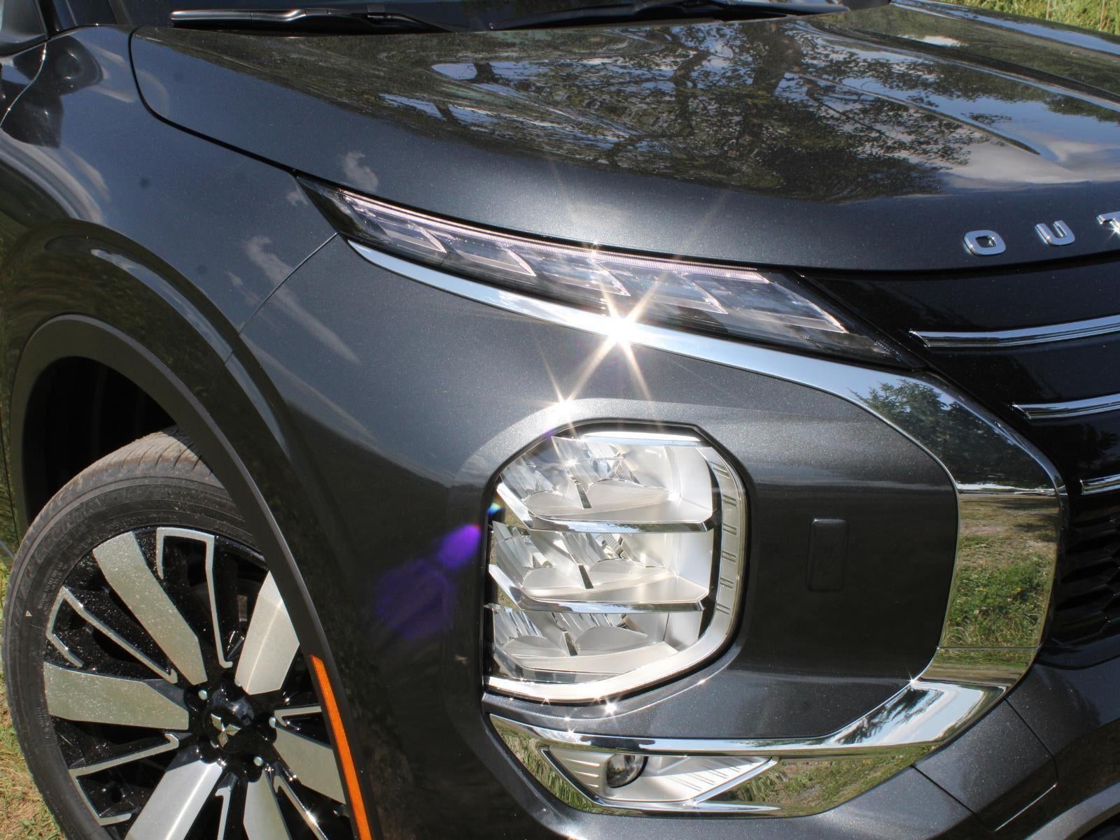 2025 Mitsubishi Outlander SEL