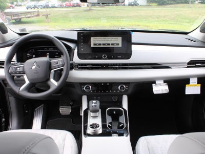 2025 Mitsubishi Outlander Platinum Edition