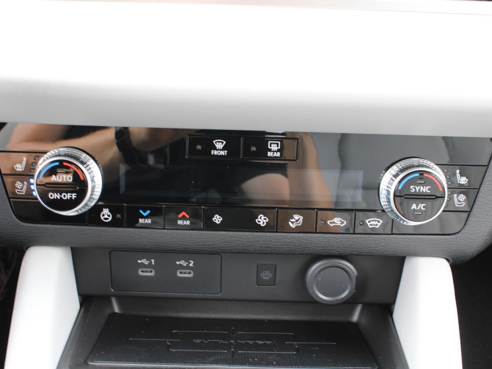 2025 Mitsubishi Outlander Platinum Edition