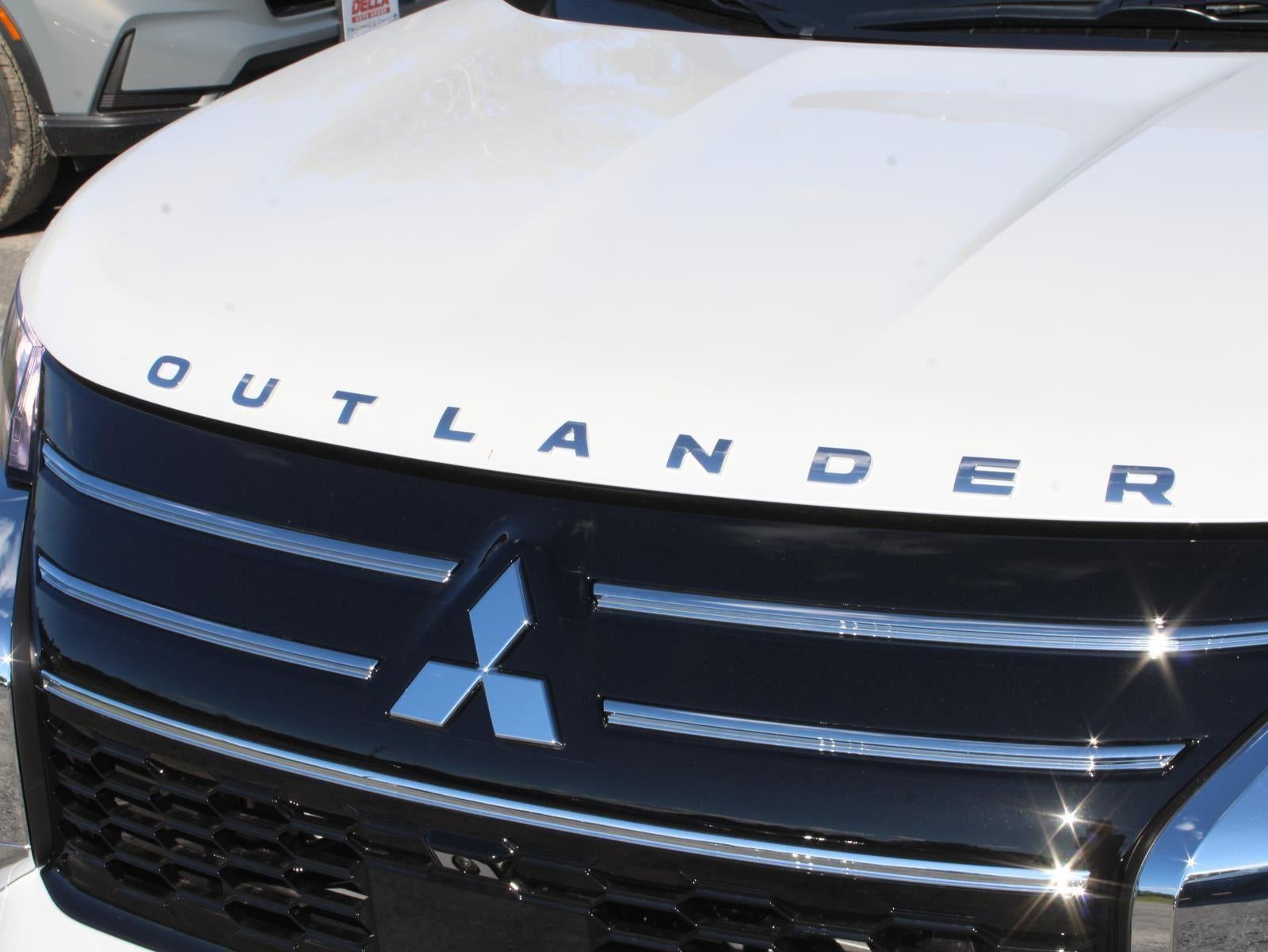 2025 Mitsubishi Outlander SEL