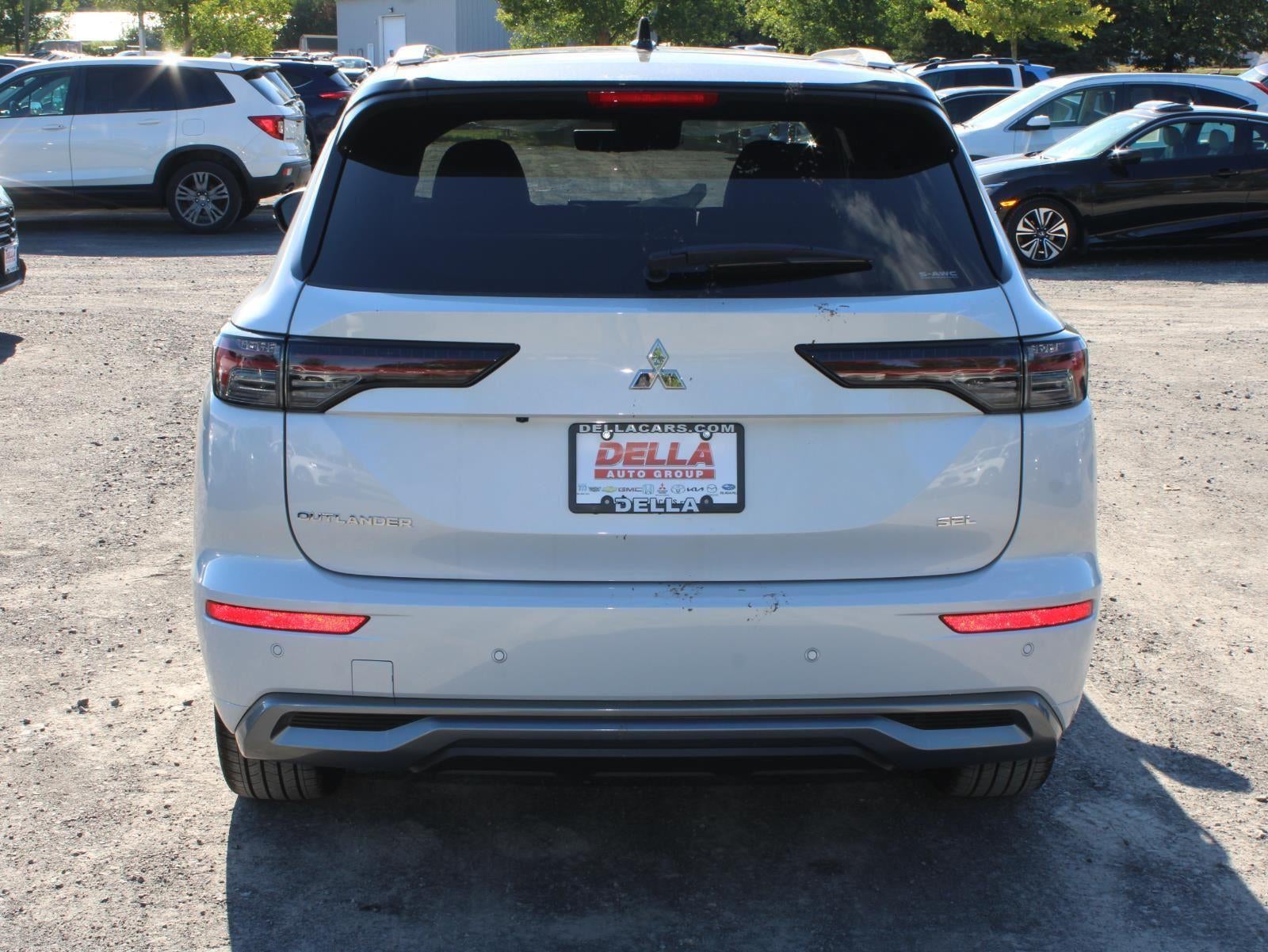 2025 Mitsubishi Outlander SEL