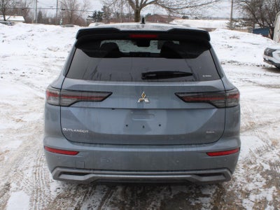 2026 Mitsubishi Outlander SEL