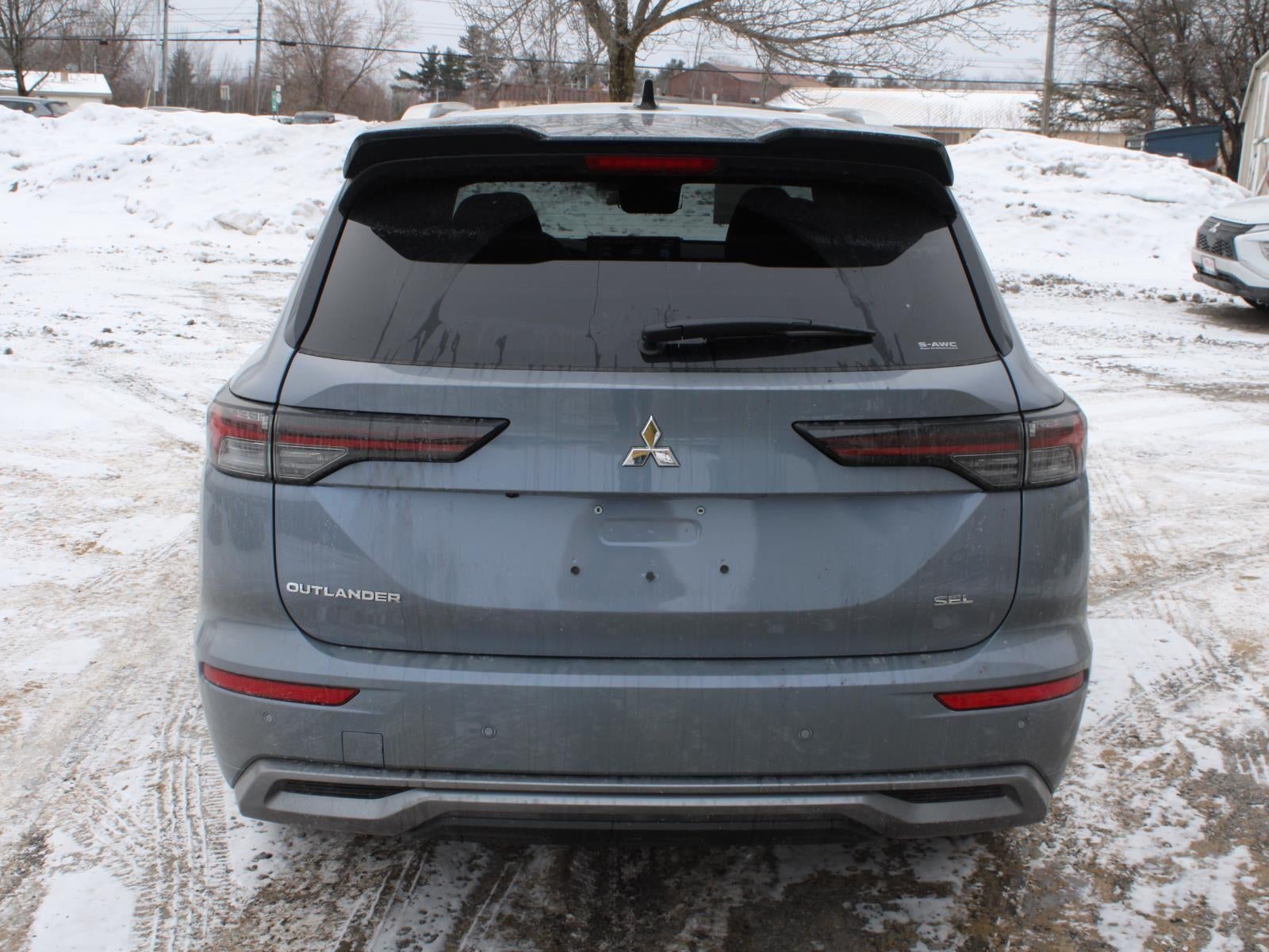 2026 Mitsubishi Outlander SEL