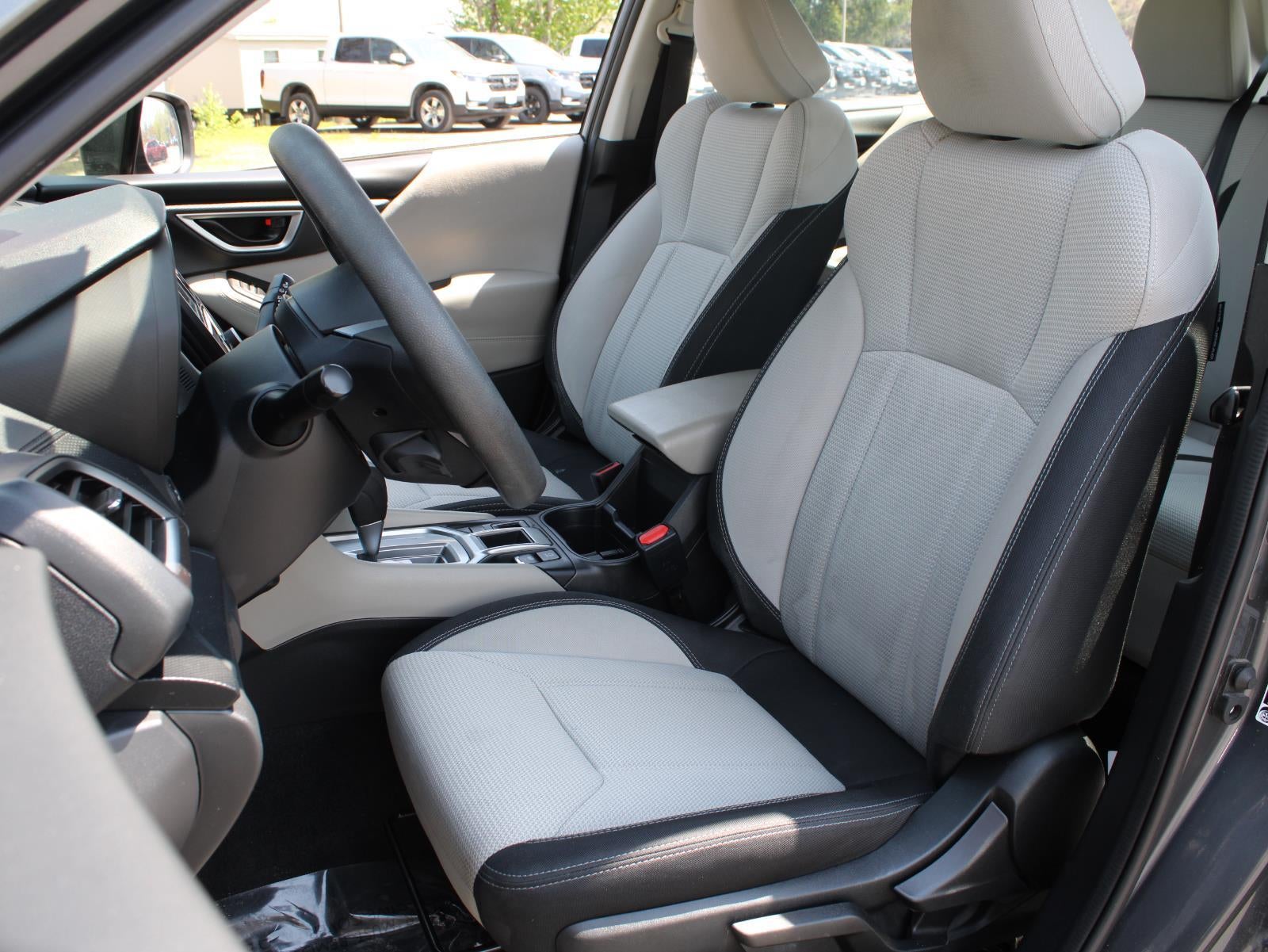 2023 Subaru Forester Base
