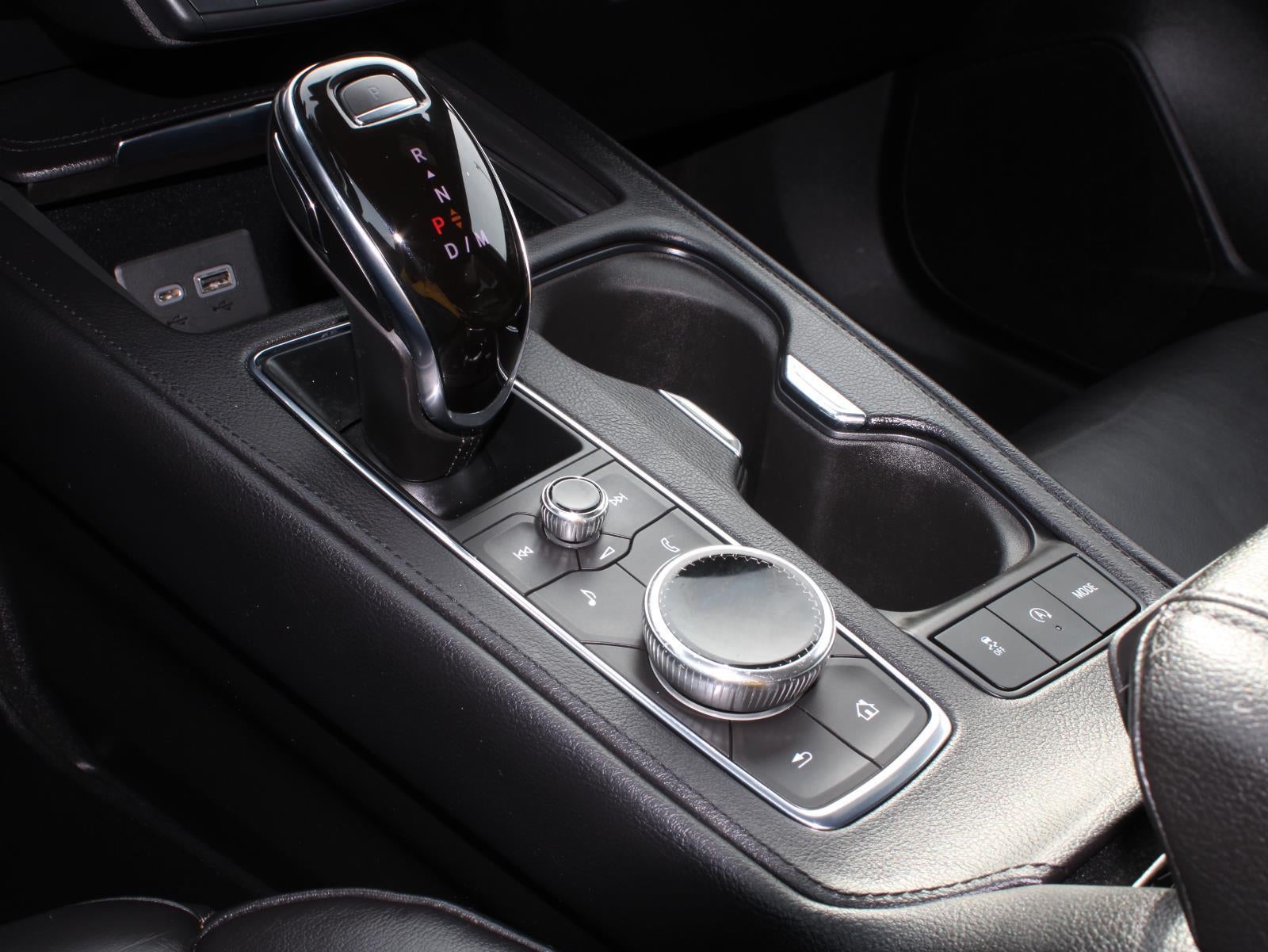 2020 Cadillac XT4 AWD Premium Luxury