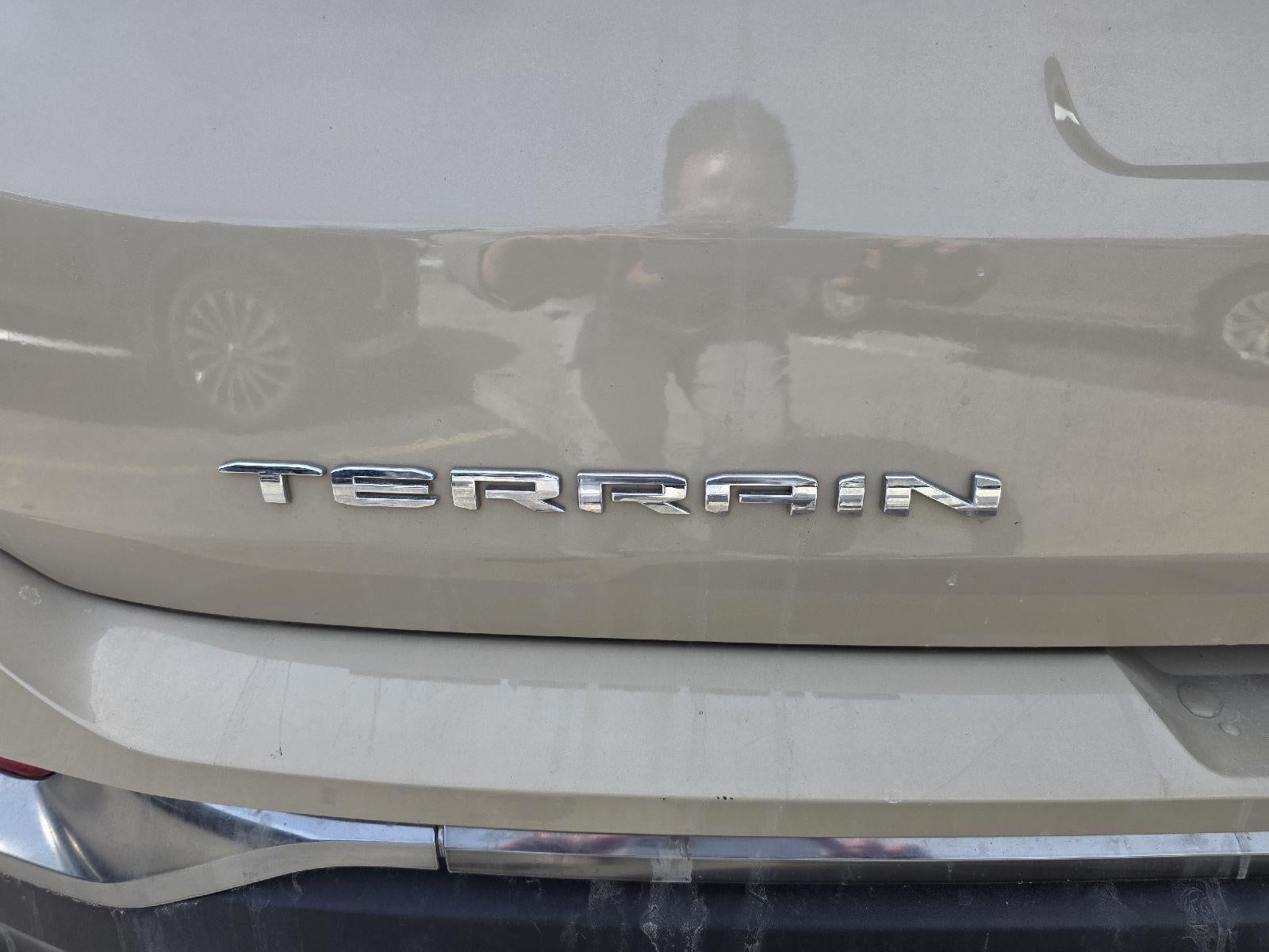 2023 GMC Terrain AT4