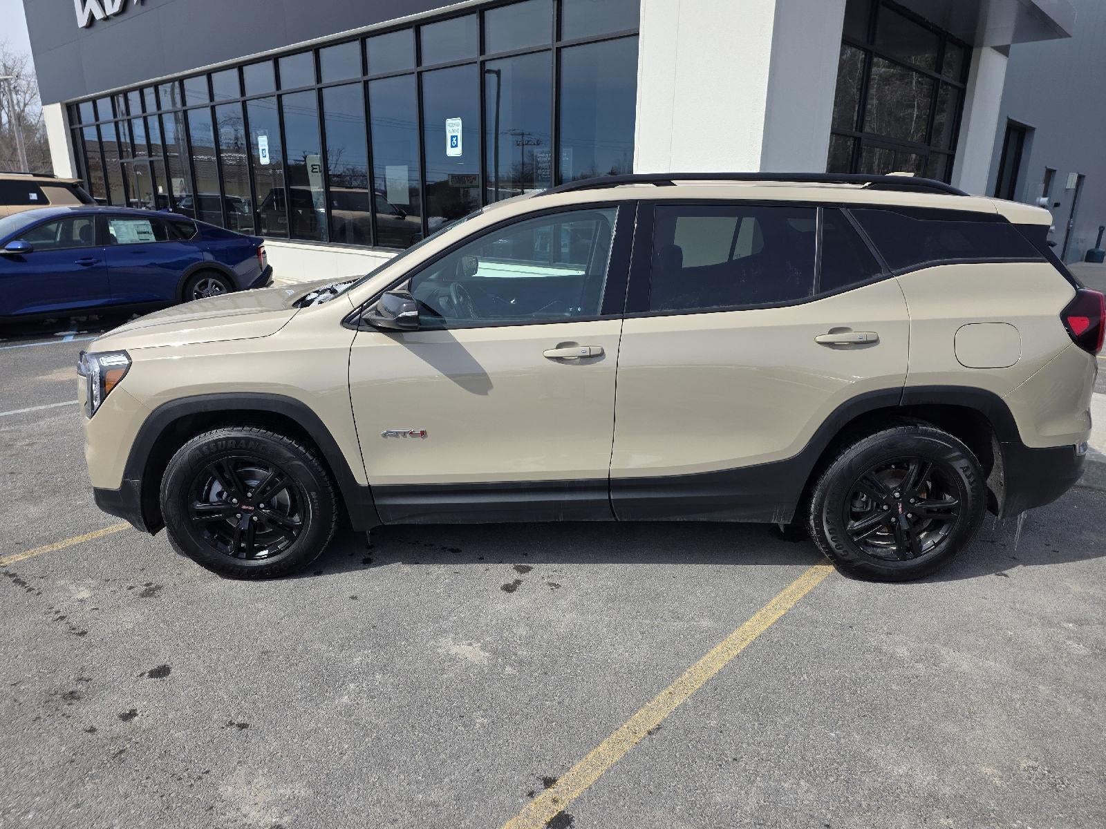 2023 GMC Terrain AT4