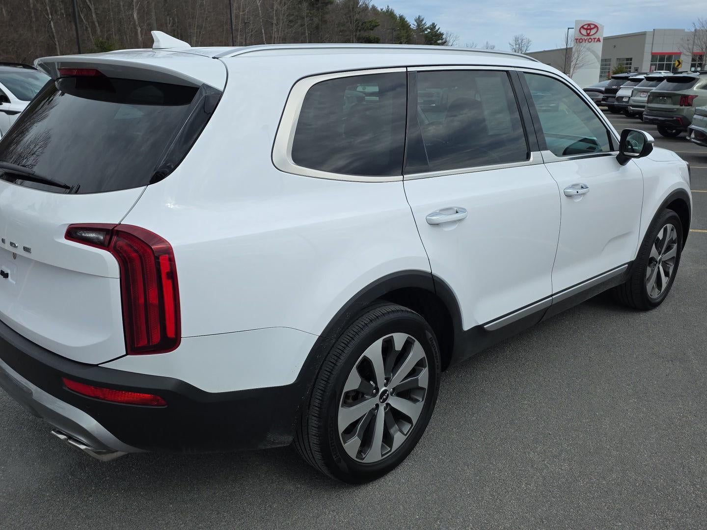 2022 Kia Telluride S