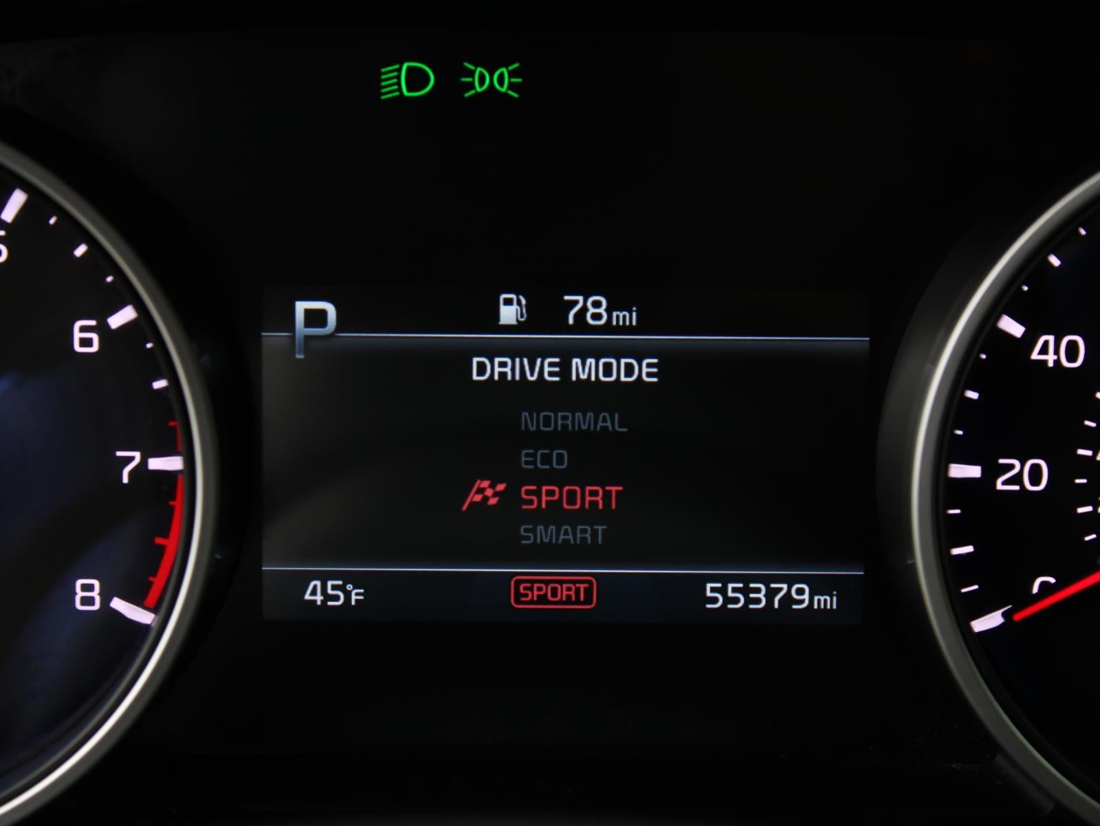 2022 Kia Carnival EX