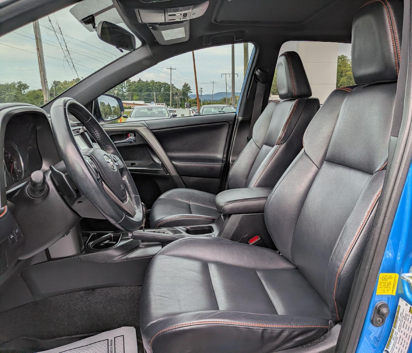 2016 Toyota RAV4 SE