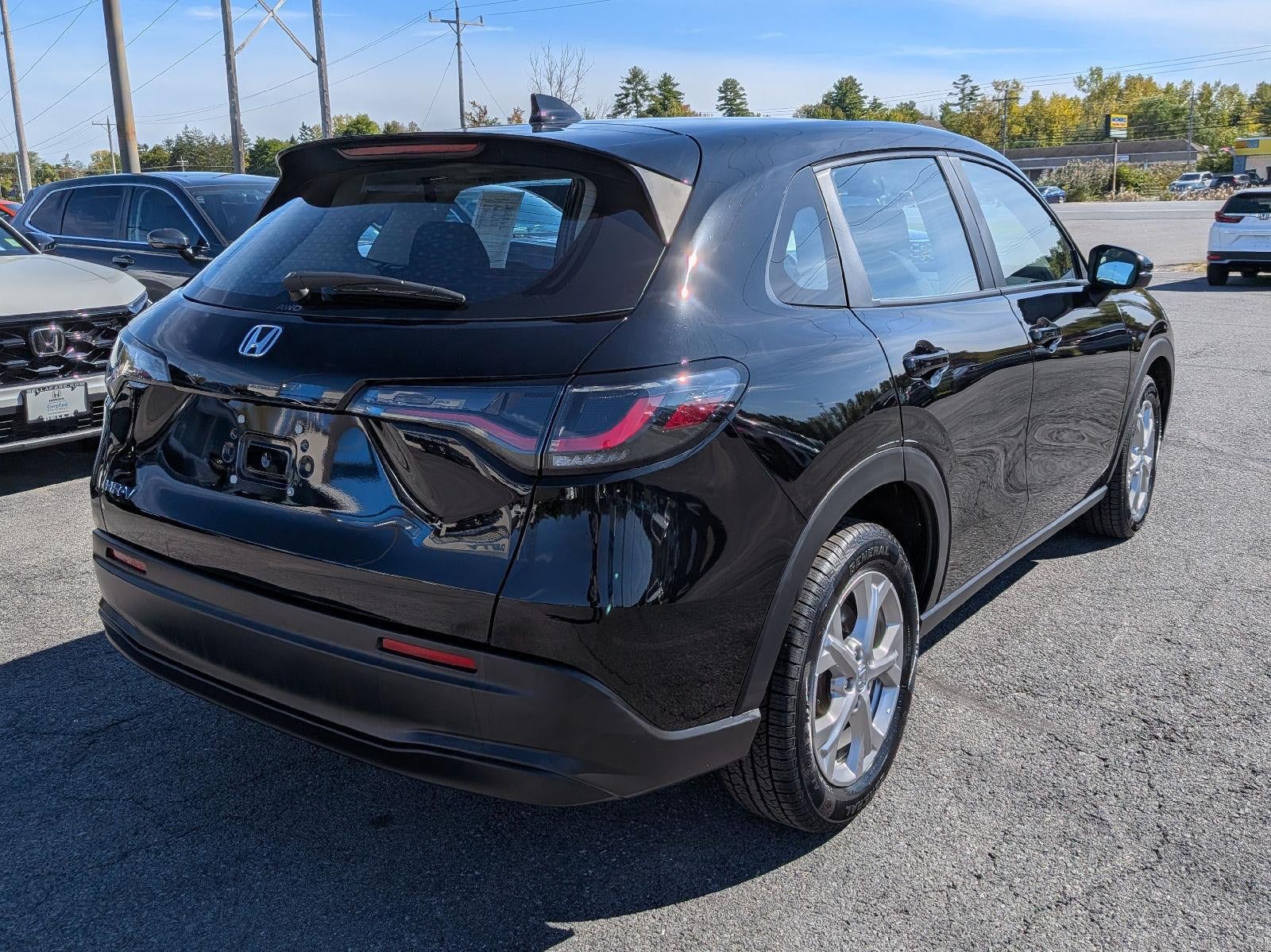 2025 Honda HR-V LX