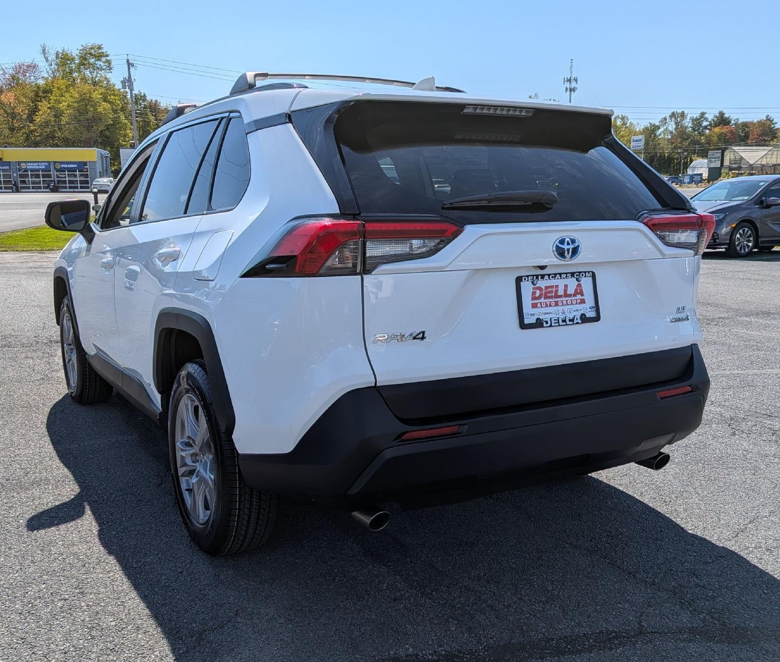 2022 Toyota RAV4 Hybrid LE