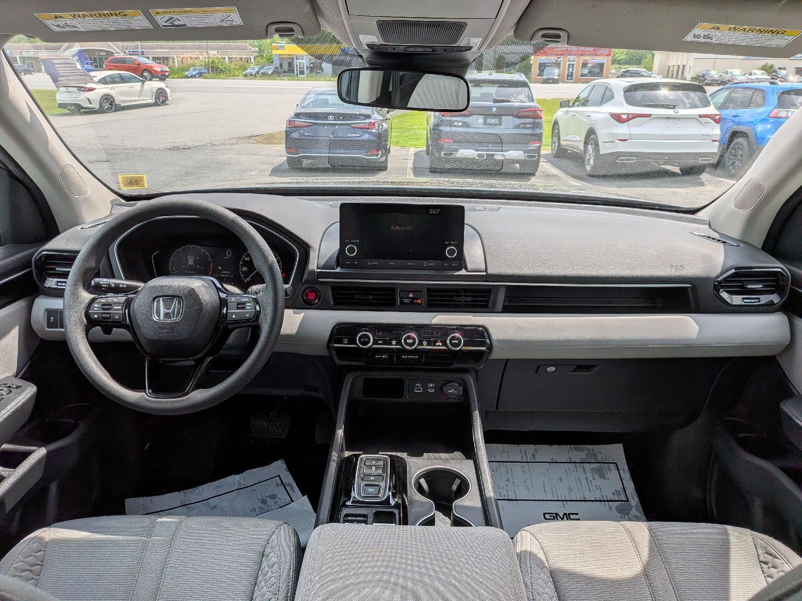 2023 Honda Pilot LX