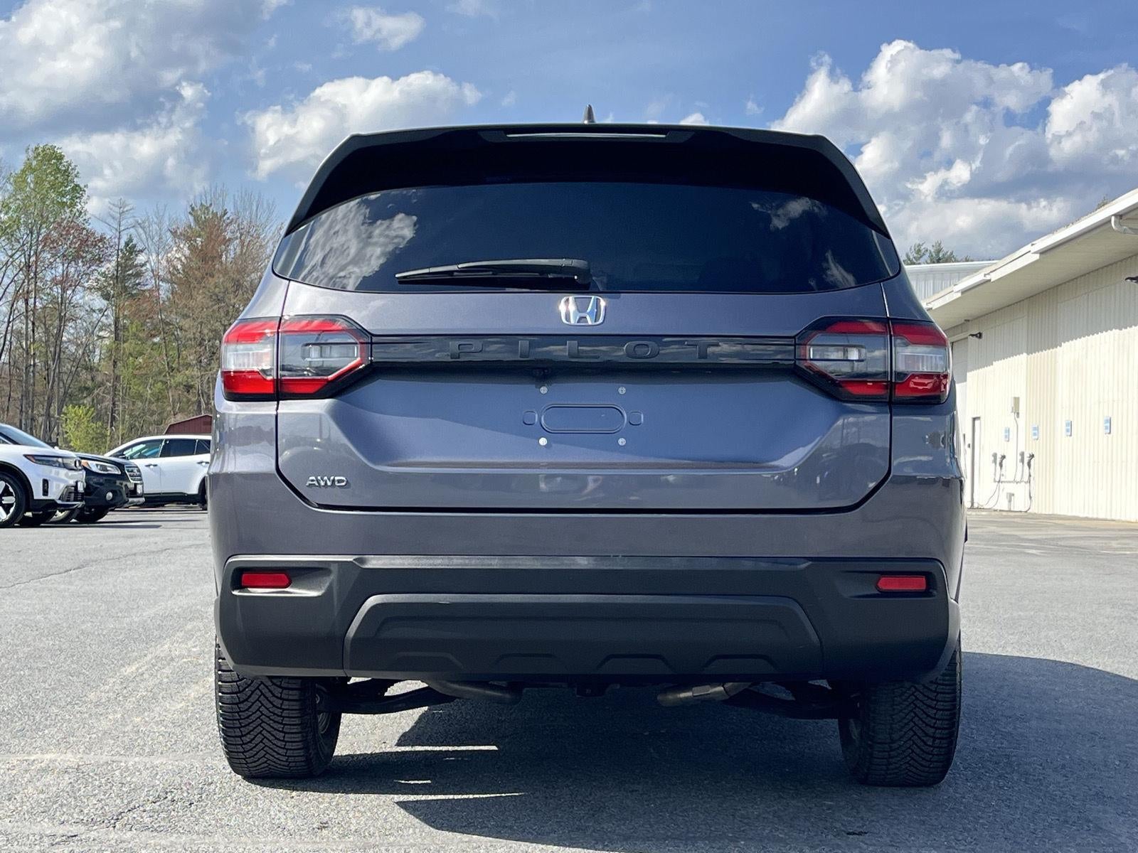 2023 Honda Pilot LX