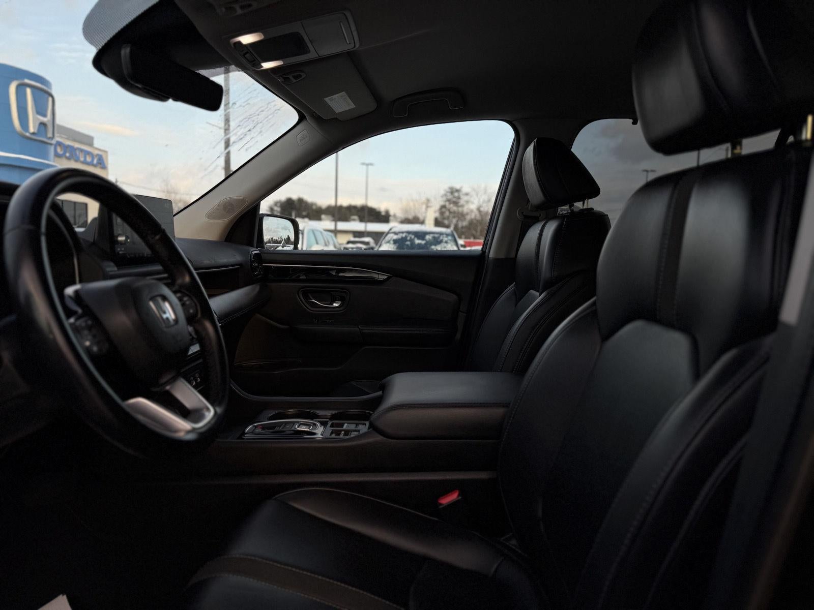 2023 Honda Pilot EX-L 8 Passenger