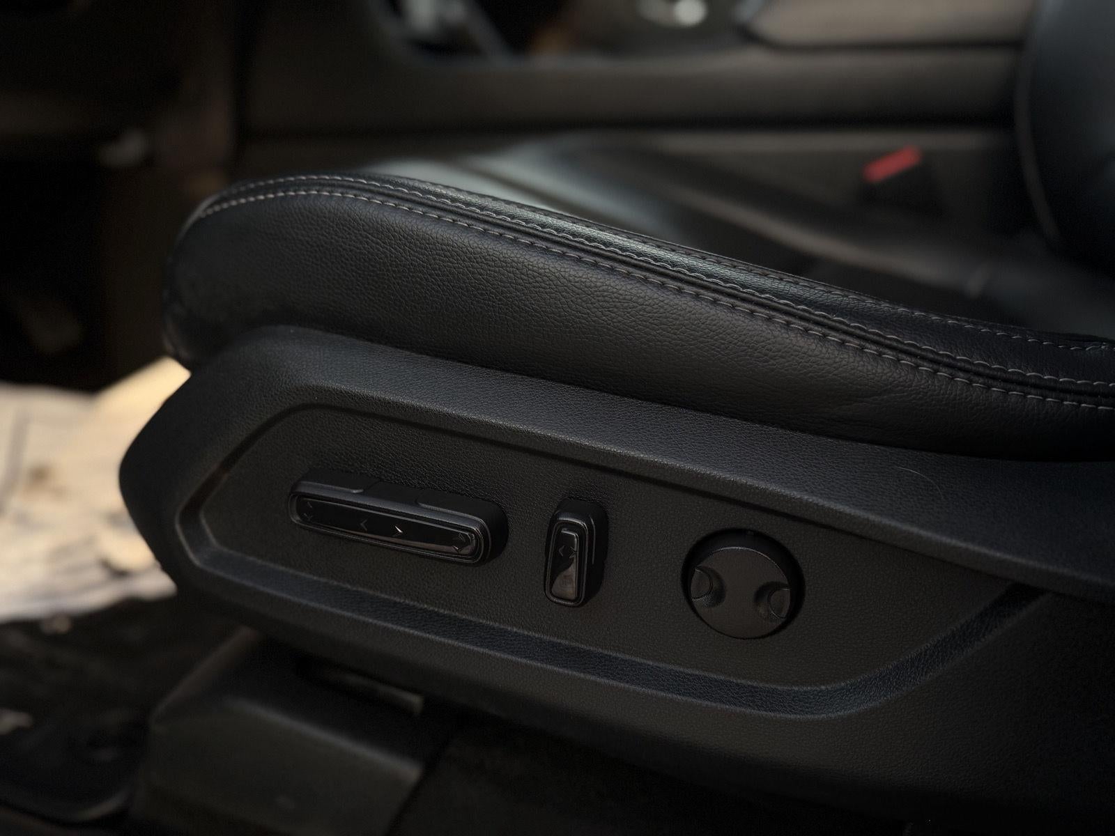 2023 Honda Pilot EX-L 8 Passenger