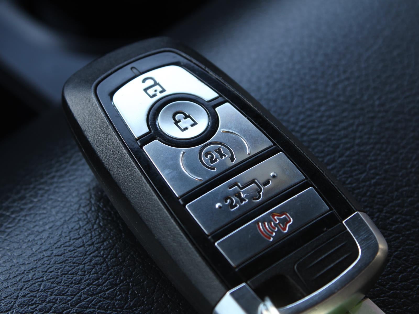 2022 Ford Super Duty F-250 SRW LARIAT