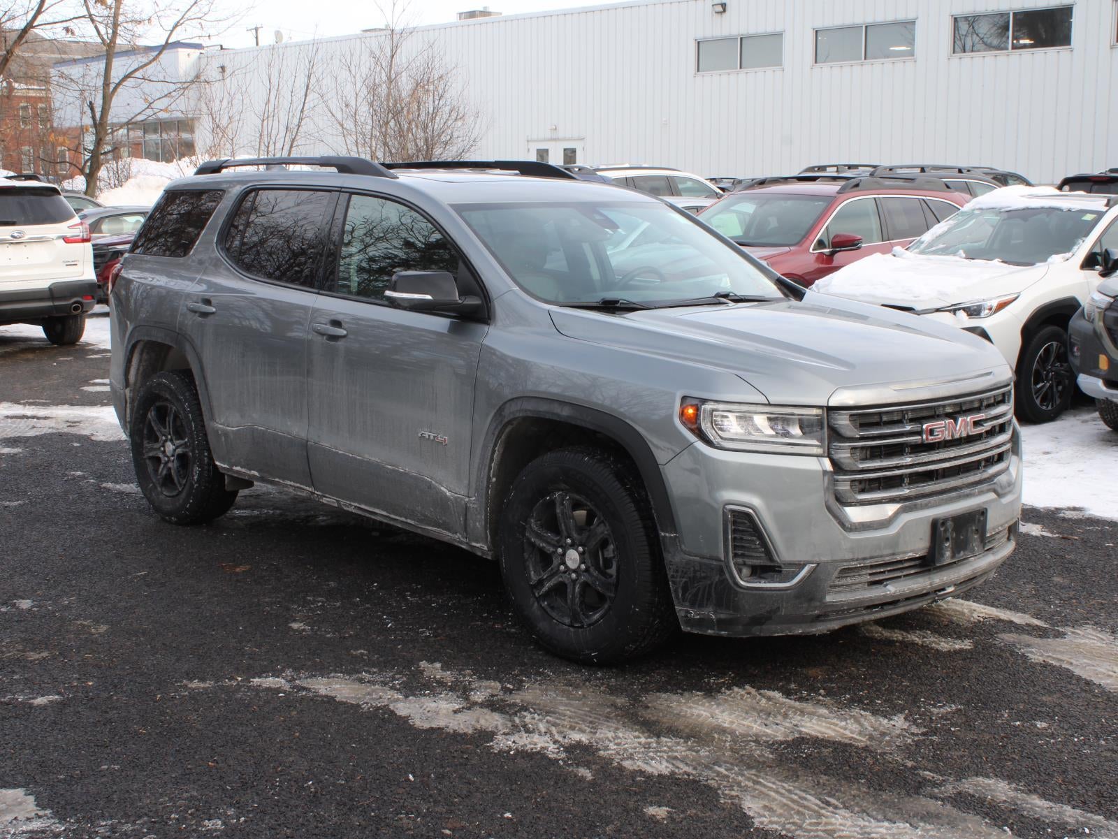 2023 GMC Acadia AT4