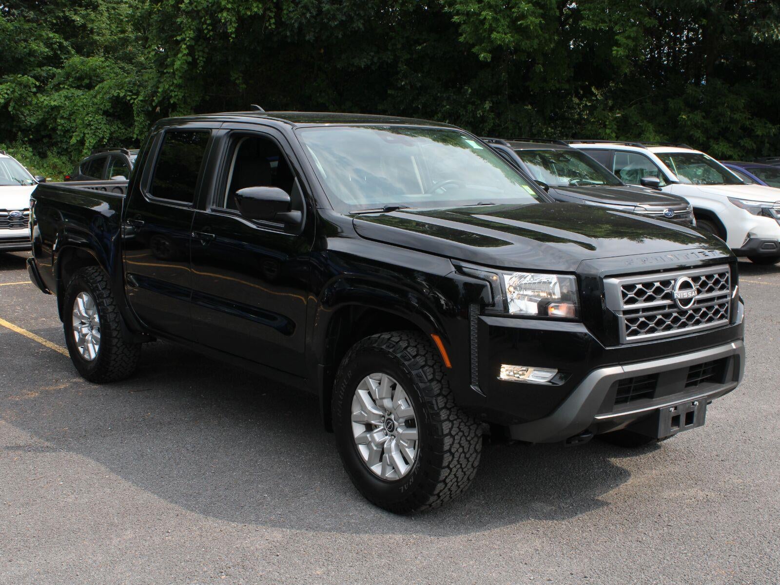 2024 Nissan Frontier SV