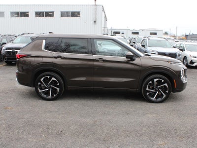 2023 Mitsubishi Outlander SEL