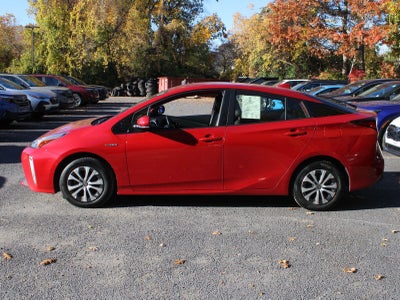 2020 Toyota Prius XLE