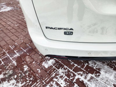 2020 Chrysler Pacifica Touring L Plus 35th Anniversary