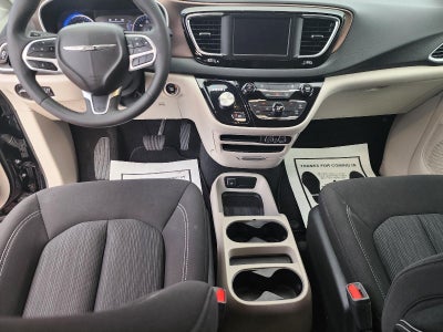 2023 Chrysler Pacifica Touring