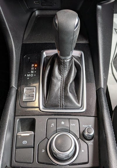 2018 Mazda Mazda3 5-Door Sport