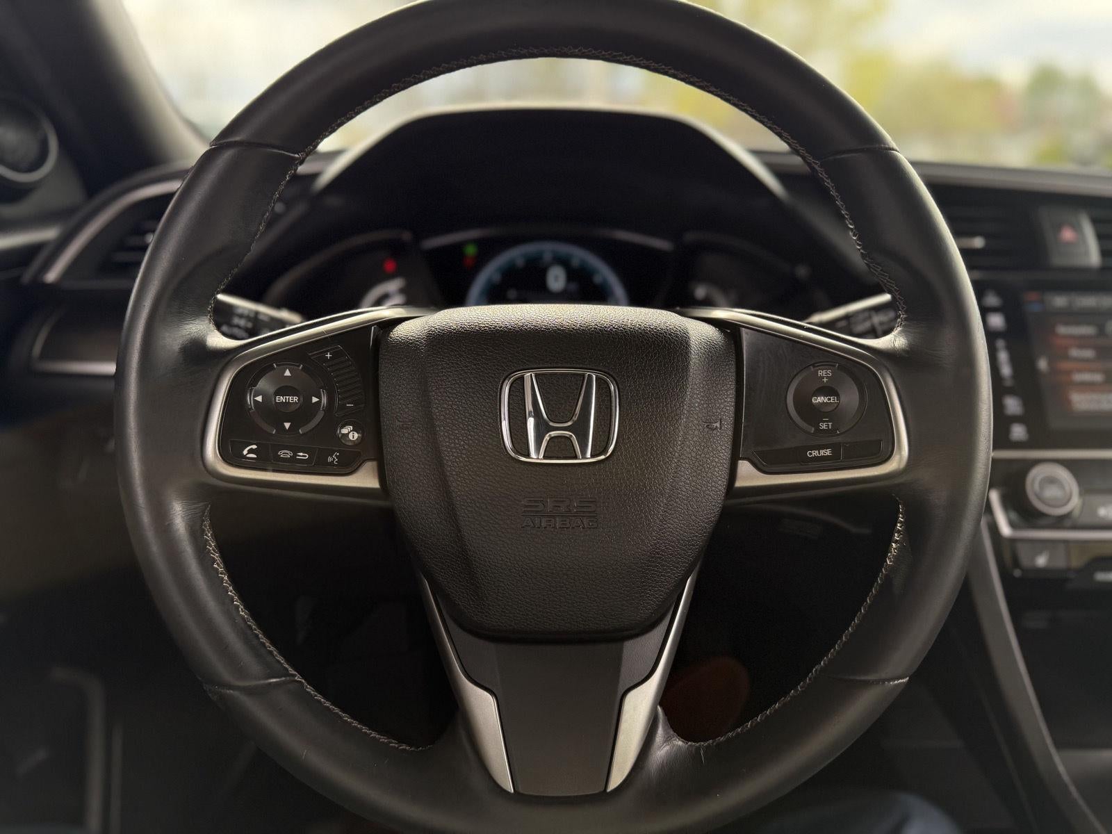 2017 Honda Civic Hatchback EX-L Navi