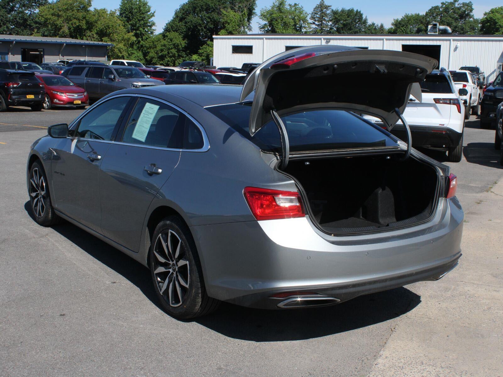 2025 Chevrolet Malibu RS
