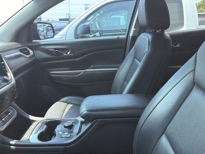 2021 GMC Acadia SLT
