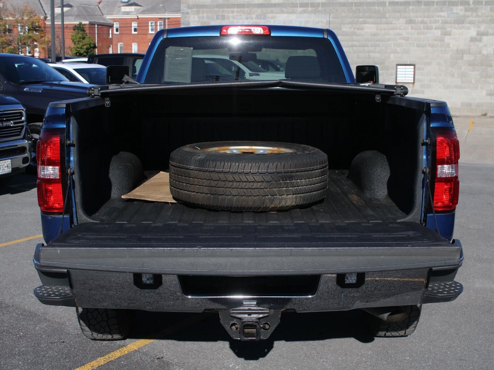 2017 GMC Sierra 3500 HD REG CAB 4WD 133.6