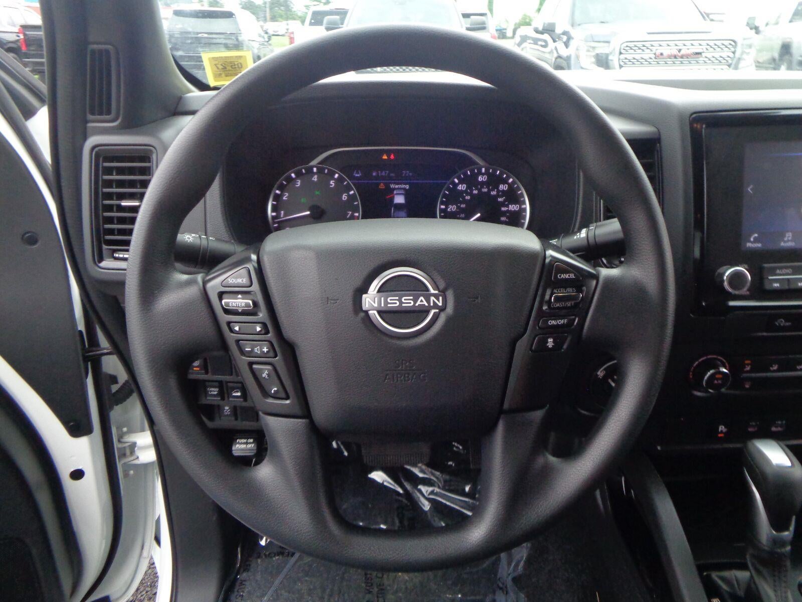 2023 Nissan Frontier Crew Cab SV 4x4