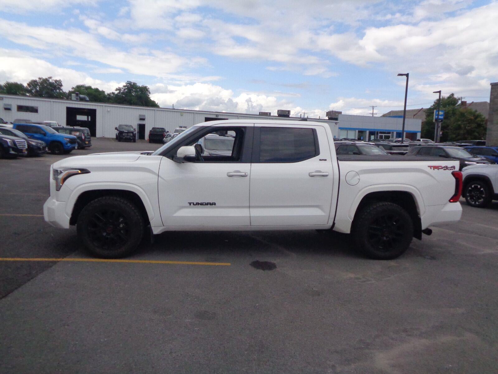 2024 Toyota Tundra SR5