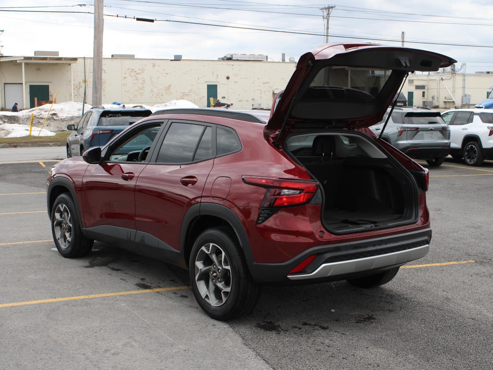 2025 Chevrolet Trax LT